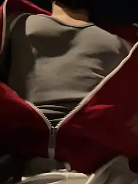 anhkiet huang online show from November 28, 3:37 pm