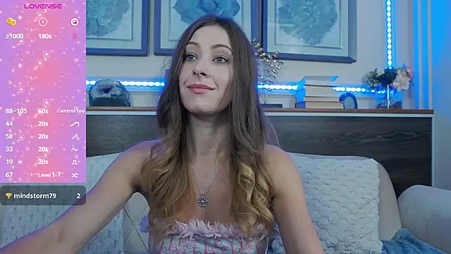 MuseDollX online show from October 15, 8:00 pm