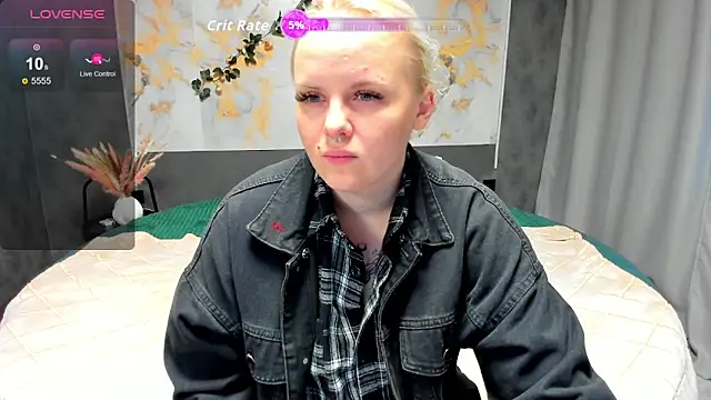 Mia Flicker online show from September 11, 1:06 am