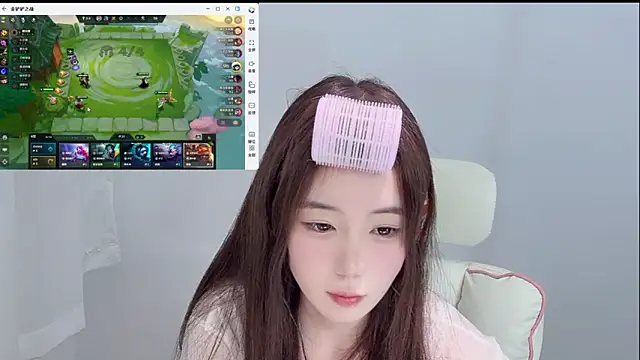 Snapshot of Xiao-runbao chatting on October 28, 2:45 pm Xiao-runbao online show from October 28, 2:45 pm