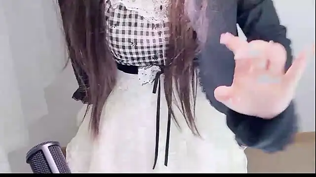 Snapshot of Xiao-runbao chatting on October 16, 2:09 pm Xiao-runbao online show from October 16, 2:09 pm