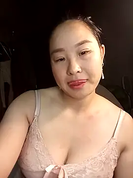 Snapshot of suki-lady chatting on October 15, 8:17 am suki-lady online show from October 15, 8:17 am