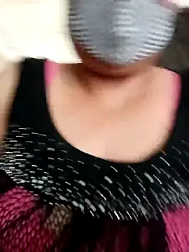 Snapshot of Shikha-mehra7 chatting on September 29, 9:03 am Shikha-mehra7 online show from September 29, 9:03 am