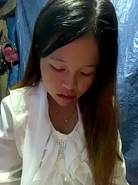 O o UwU o O online show from September 26, 5:27 am