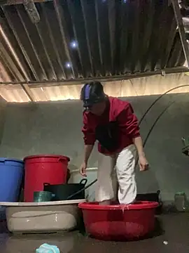 O o UwU o O online show from March 10, 2:15 am