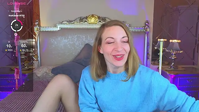 Katherine Loveau online show from September 25, 4:44 am