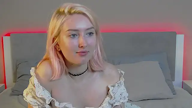 MarianeSun online show from June 18, 4:36 am