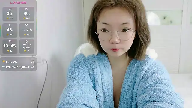 Snapshot of E-cup2 chatting on November 2, 11:46 am E-cup2 online show from November 2, 11:46 am