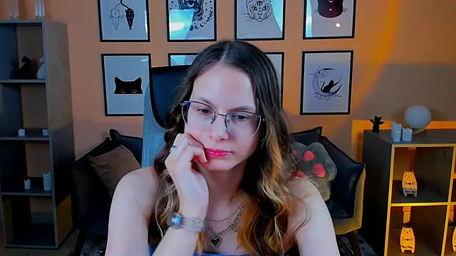 Carrie Rose online show from October 17, 4:48 am