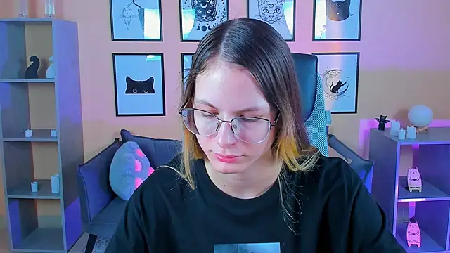 Carrie Rose online show from October 22, 2:27 am