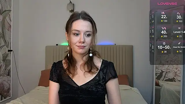 Snapshot of SkyHelen chatting on September 24, 5:17 am SkyHelen online show from September 24, 5:17 am