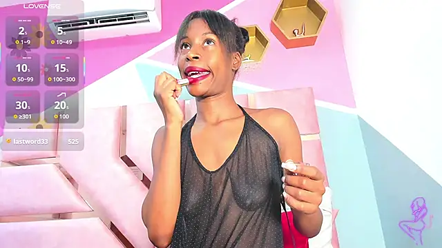 Snapshot of Cattaleyyaxxx chatting on October 28, 12:00 pm Cattaleyyaxxx online show from October 28, 12:00 pm