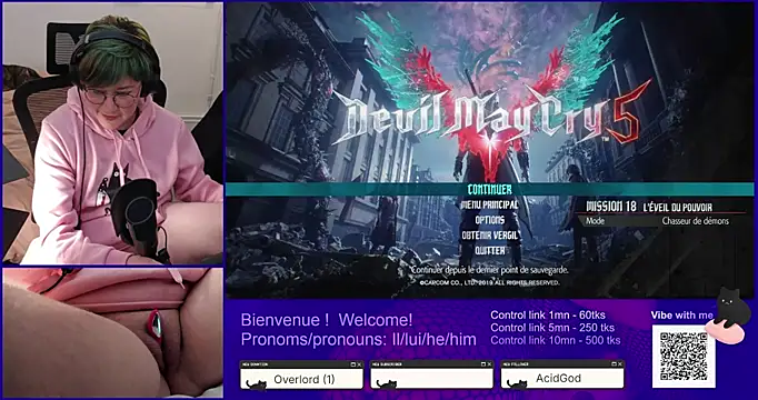 MossPrince online show from April 2, 7:55 pm