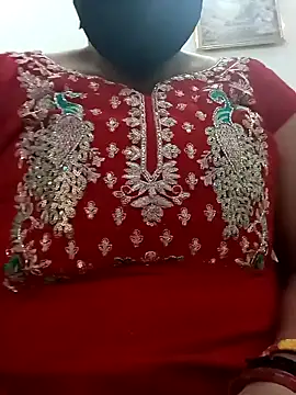 Snapshot of Rakhi_sawant143 chatting on October 26, 2:40 am Rakhi sawant143 online show from October 26, 2:40 am