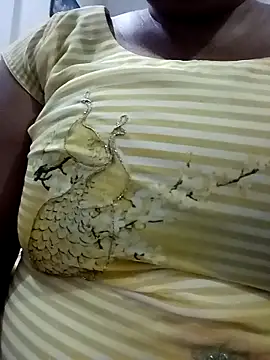 Snapshot of Rakhi_sawant143 chatting on October 12, 4:31 pm Rakhi sawant143 online show from October 12, 4:31 pm