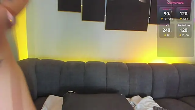 olivia soler online show from September 16, 11:29 am