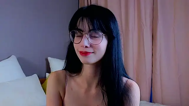 Snapshot of ArlineJanik chatting on October 9, 11:14 am ArlineJanik online show from October 9, 11:14 am