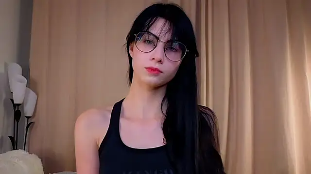 Snapshot of ArlineJanik chatting on October 11, 11:36 am ArlineJanik online show from October 11, 11:36 am