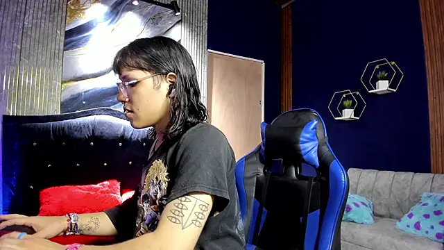 christina vamp1 online show from October 30, 7:48 pm