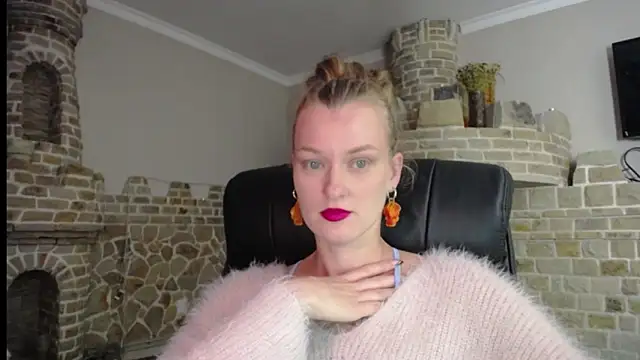 Snapshot of MysticVenus_ chatting on September 29, 5:07 pm MysticVenus online show from September 29, 5:07 pm