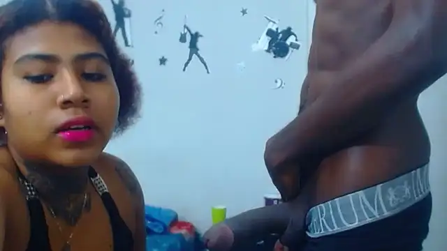 keniacutethh online show from November 2, 9:40 pm