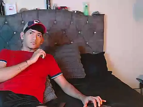 logan willyams  online show from September 20, 12:32 am