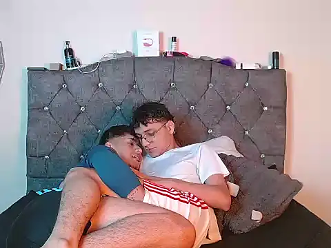 logan willyams  online show from September 29, 9:20 pm