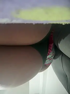 SecretBrunette online show from July 5, 1:01 am