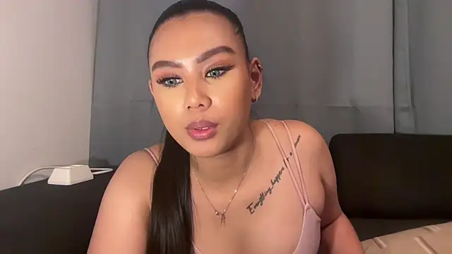 Snapshot of EclipseX_ chatting on November 1, 10:14 pm EclipseX online show from November 1, 10:14 pm