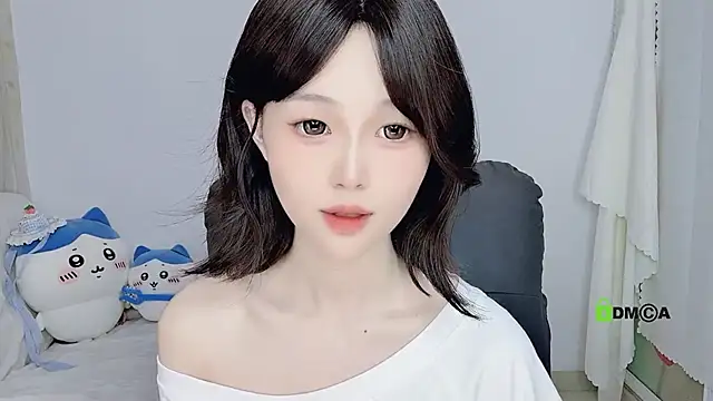 Snapshot of gummy-candy chatting on October 24, 3:46 am gummy-candy online show from October 24, 3:46 am