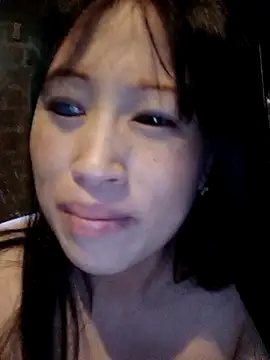 Snapshot of VanGau031694 chatting on October 5, 2:16 am VanGau031694 online show from October 5, 2:16 am