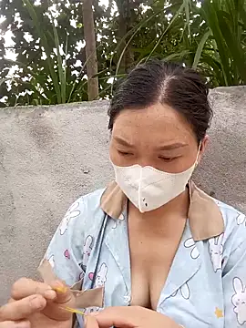 liss-su online show from September 13, 8:44 am