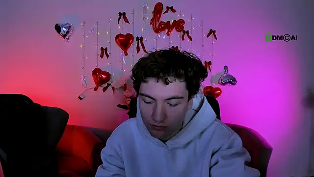 travis wolf  online show from March 1, 9:53 am