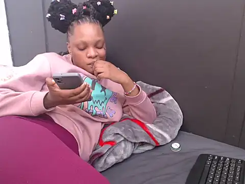 Cuteassafricanbby online show from September 17, 11:19 am