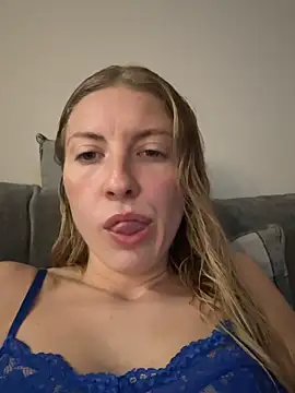 CheekyChelseaX online show from October 23, 6:25 pm