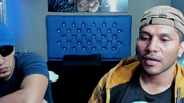 AngelAndChris online show from September 23, 12:36 pm