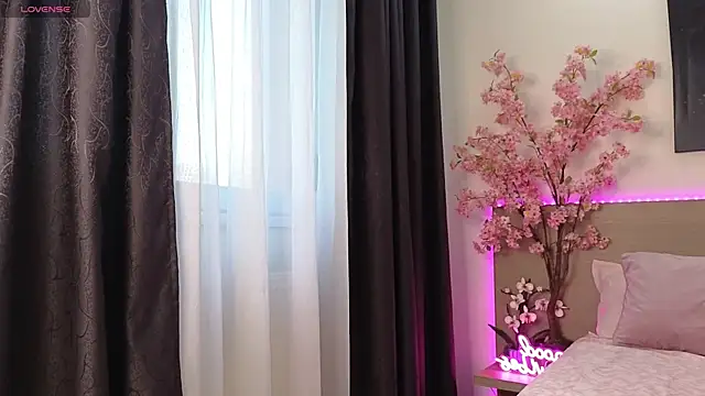 anexblondie online show from October 17, 6:27 am