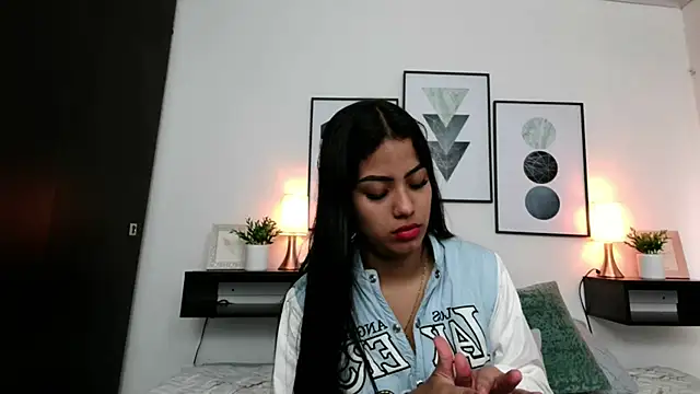 Rodriguez Gabi online show from September 9, 1:33 pm