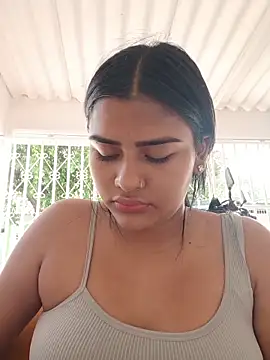 daringxxxhot online show from October 27, 12:33 pm