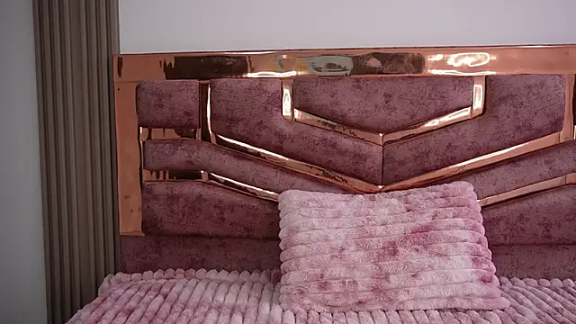 Snapshot of natasha_vesper chatting on September 9, 1:33 pm natasha vesper online show from September 9, 1:33 pm