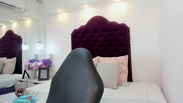 kate lua online show from October 10, 12:10 pm