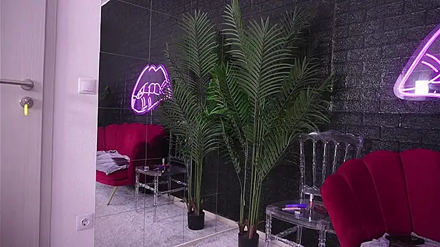 Snapshot of CherrySin chatting on October 14, 5:48 pm CherrySin online show from October 14, 5:48 pm