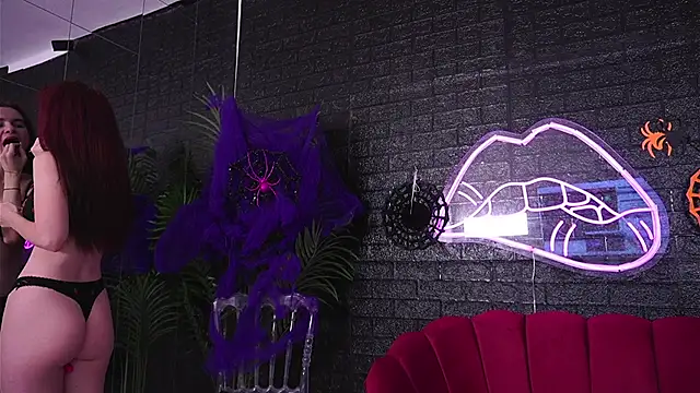 Snapshot of CherrySin chatting on October 27, 6:24 pm CherrySin online show from October 27, 6:24 pm