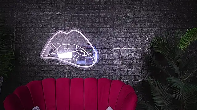 Snapshot of CherrySin chatting on October 31, 6:34 pm CherrySin online show from October 31, 6:34 pm