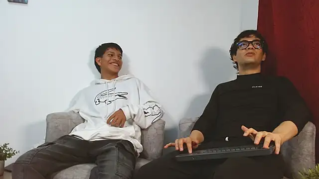 lil azmodeuss online show from September 9, 3:17 am