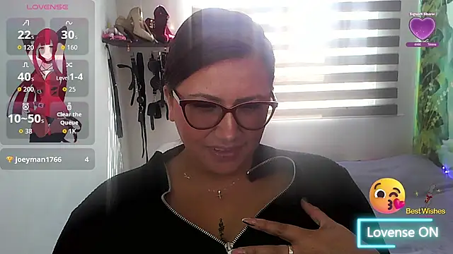 Vesper Vixen online show from October 24, 1:40 pm