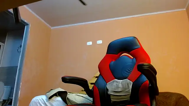 Snapshot of gracewoe chatting on October 1, 3:33 am gracewoe online show from October 1, 3:33 am