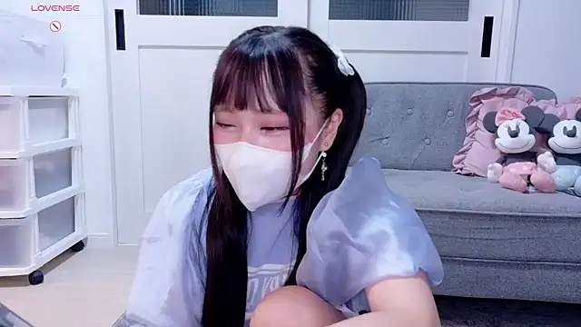 YURi luv online show from October 13, 11:13 am