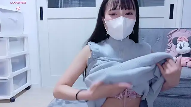 YURi luv online show from September 30, 11:16 am