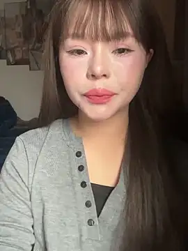 SarahBeii online show from December 20, 3:32 am